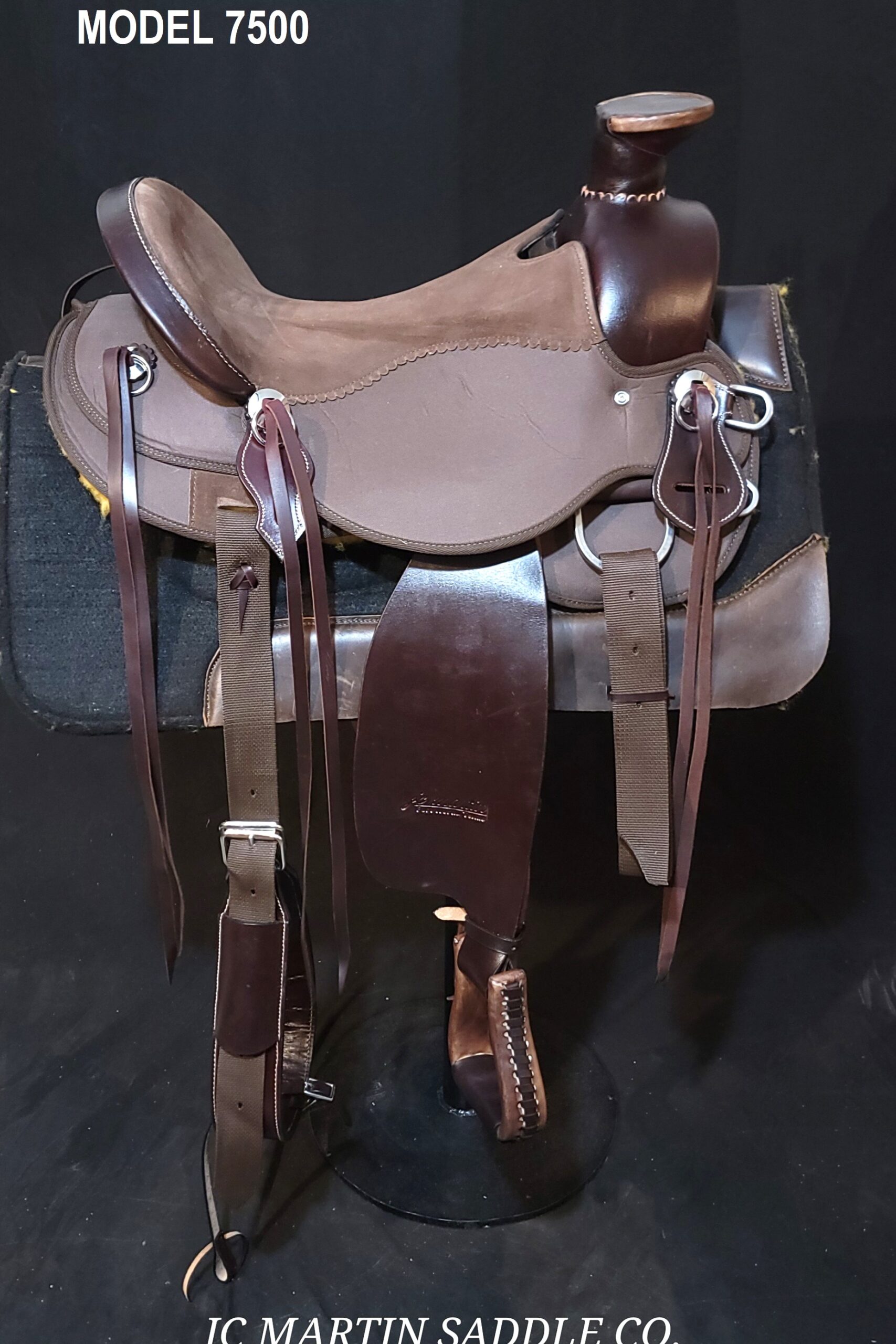 Feather Light Wade - 003