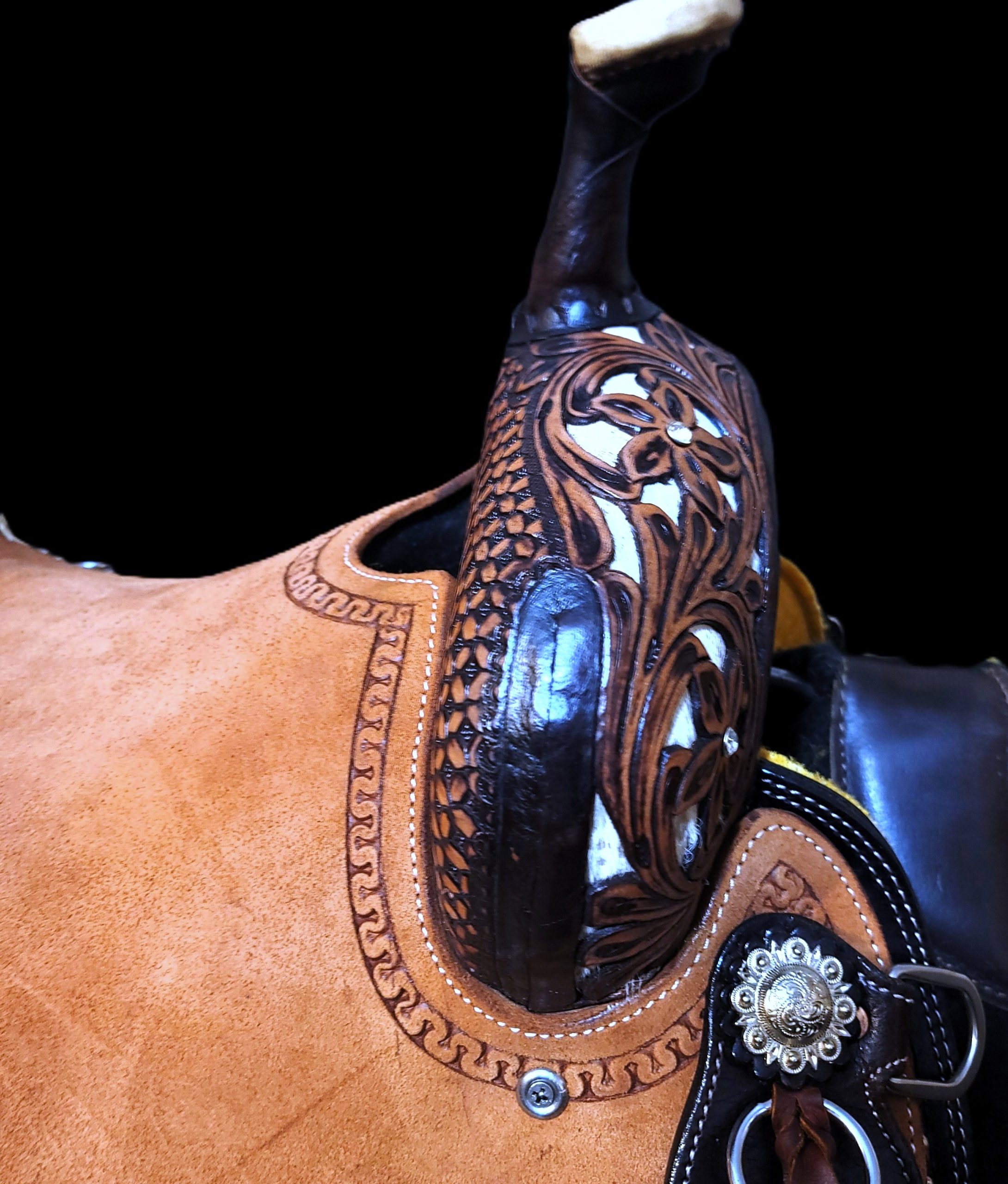 16" Barrel Saddle - IN STOCK - Image 2