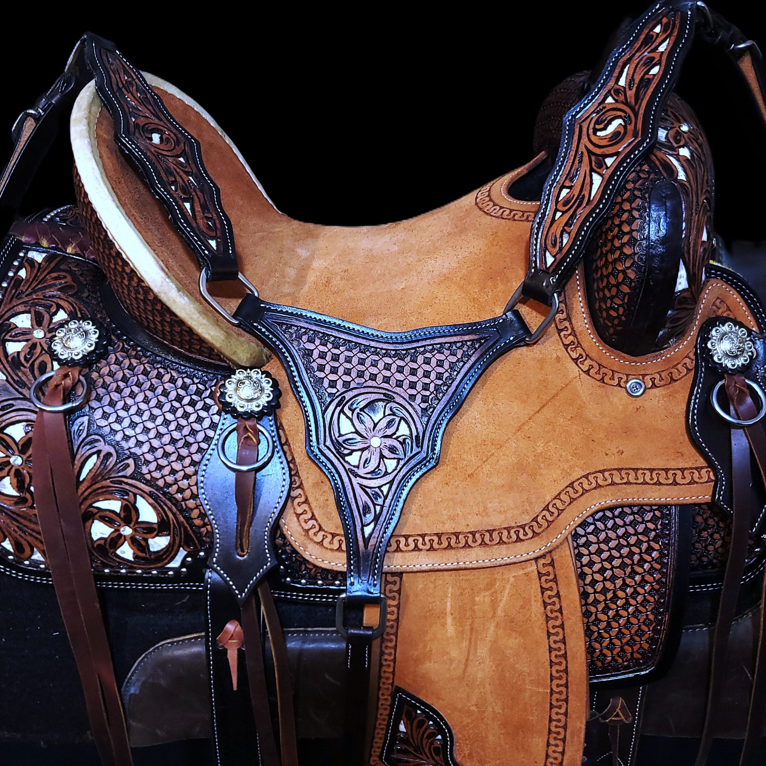 16" Barrel Saddle - IN STOCK - Image 7